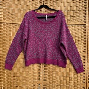 Free People Purple / Magenta Cheetah Print Cotton Blend Sweater Women’s Small